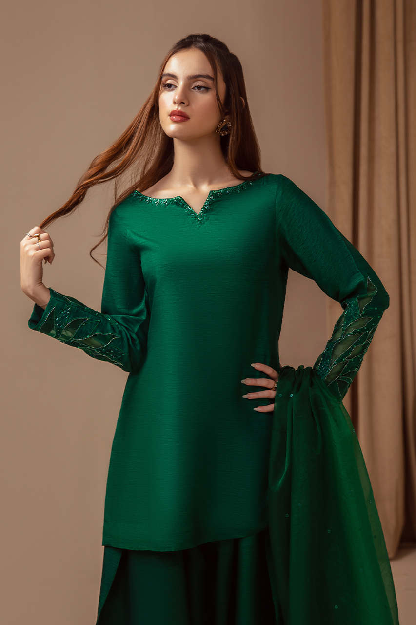 DEEP EMERALD