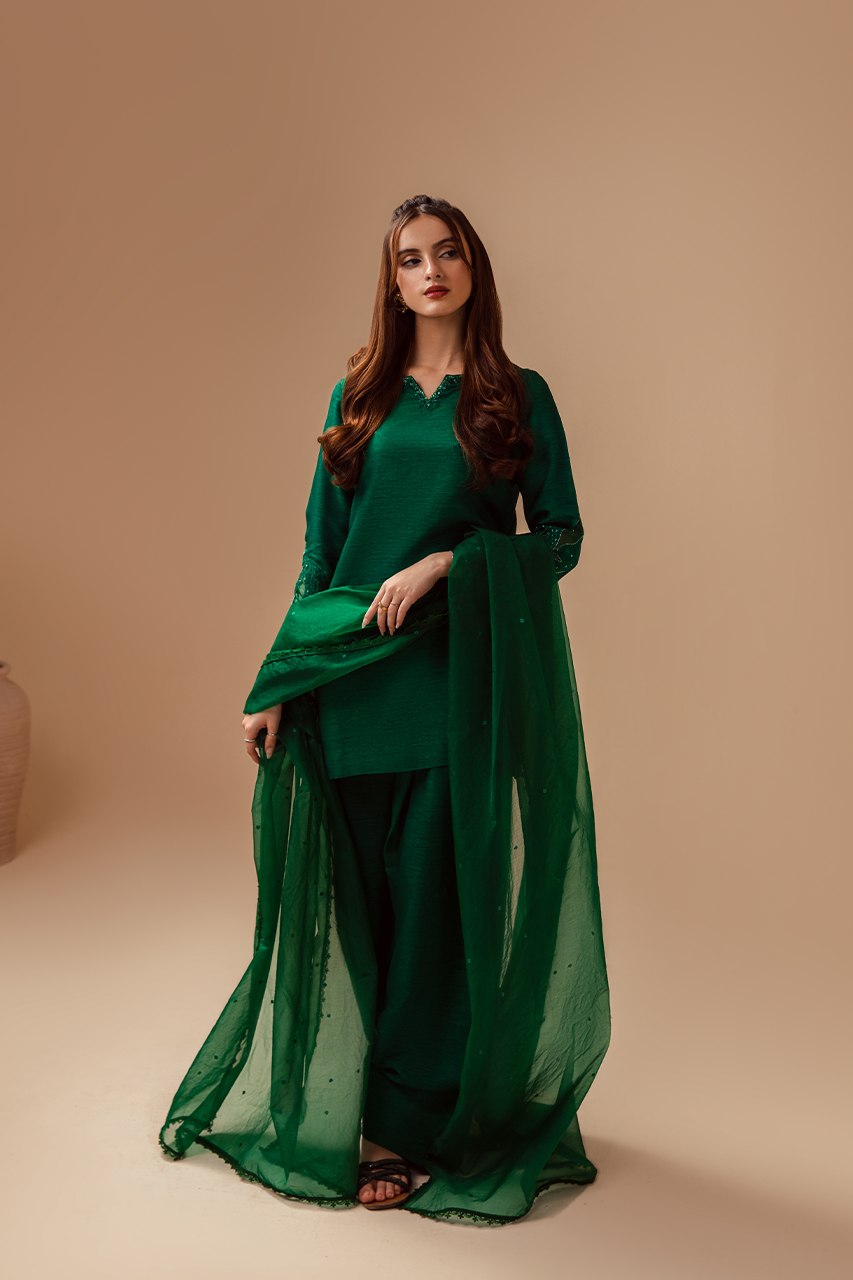DEEP EMERALD