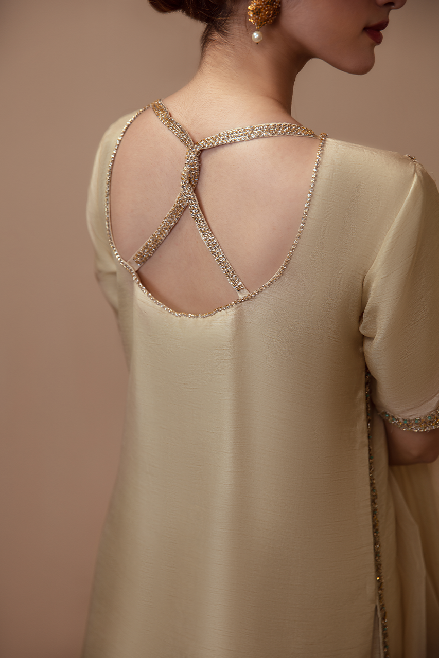 CLASSIC GOLD BEIGE
