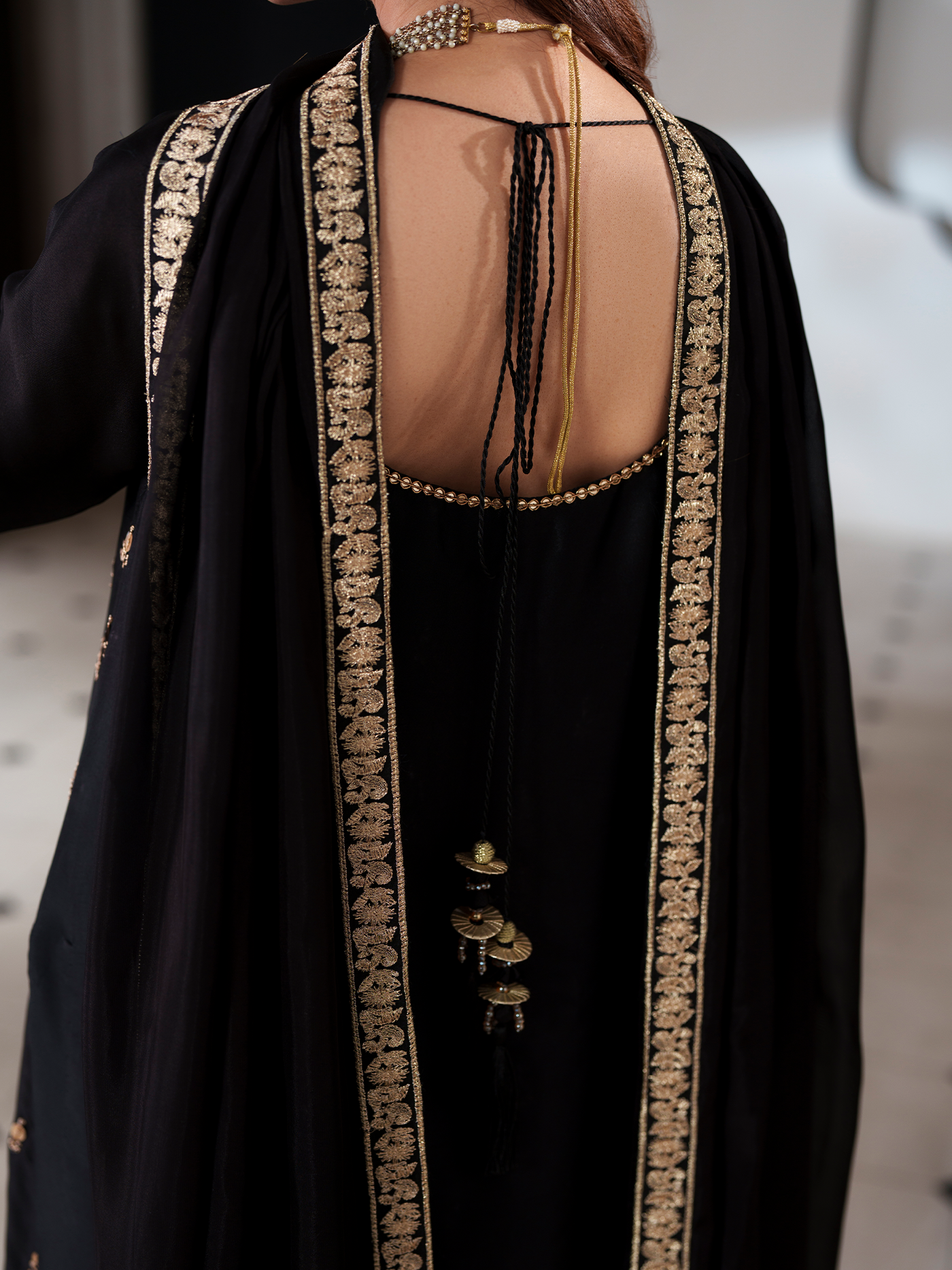 REGAL BLACK